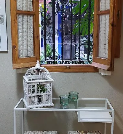 Casa Típica De *